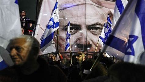 Benjamin Netanyahu's corruption trial resumes: A look at where it might ...