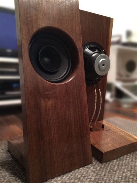 Walnut Open Baffle Speakers with 8 Full Range by rcwoodshop | Diy speakers, Open baffle speakers ...