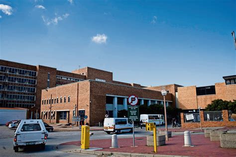 Used bedpans, overflowing bins, no food for hours - claims from Makhanda hospital isolated ...