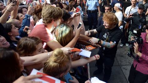 Ed Sheeran serenades Sydney fans live on Sunrise