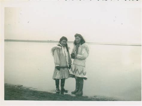 Inupiat girls at Barrow, Alaska - 1949 | Alaska, Inuit people, Alaskan