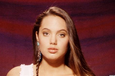 Se subastan fotos de cuando era niña Angelina Jolie | ColoQuelo