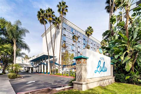 hotel lulu anaheim resort to disneyland - Stabilising Cyberzine Photographic Exhibit