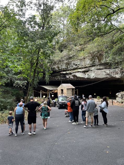 Lost River Cave, the underground cave boat tour in Kentucky