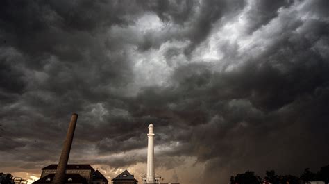 Louisville weather: Expect severe thunderstorms Friday