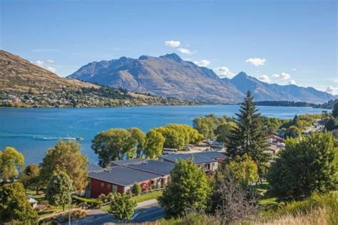 Find holiday homes & accommodation in Queenstown from $68!