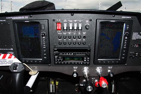 Cessna 162 Skycatcher N6079E | The instrument panel of Cessn… | Flickr