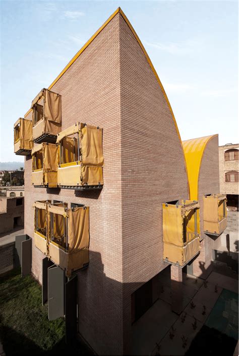 Habitat for Orphan Girls / ZAV Architects | ArchDaily