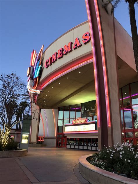 REGAL EDWARDS FRESNO & IMAX - 156 Photos & 233 Reviews - Cinema - 250 Paseo Del Centro, Fresno ...