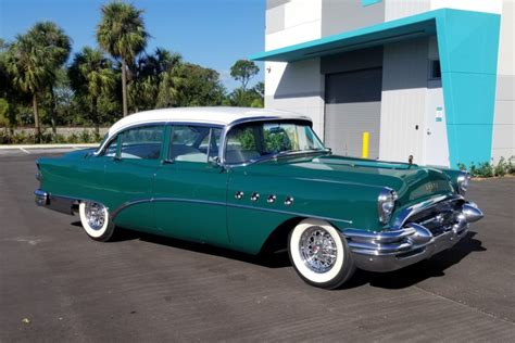 1955 Buick Roadmaster Sedan - The Big Picture