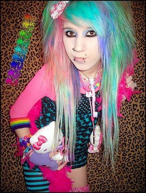 Verrückte Haarfarben | frisurengalerie.xyz | Cotton candy hair, Emo ...