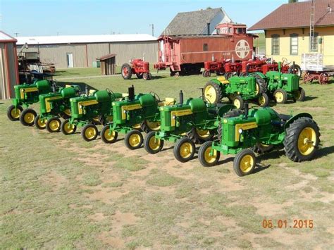 Antique Tractor Show - Plainview Daily Herald