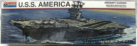 Monogram 1/800 CV-66 USS America Aircraft Carrier, 8295