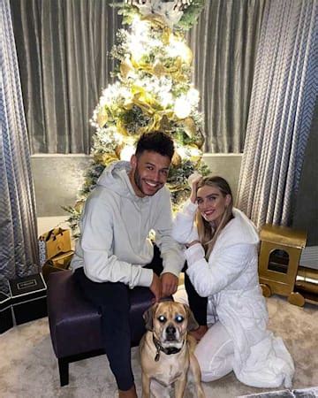 Perrie Edwards and Alex Oxlade-Chamberlain in burglary terror at £3.5million mansion | HELLO!