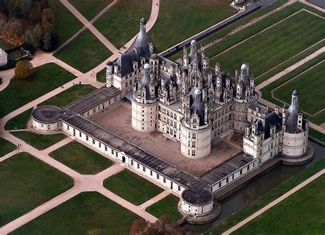 Aerial View, Chateau de Chambord | Château de chambord, Beautiful ...