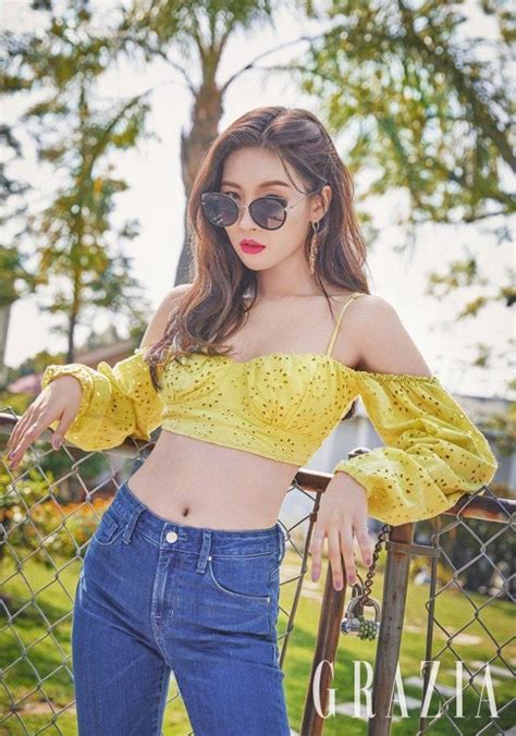 Sunmi Looks Like The Goddess of Summer In This Recent Magazine Photoshoot - Koreaboo