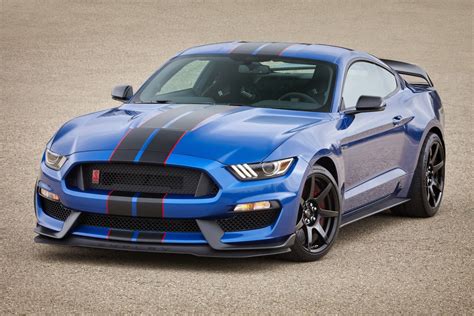 2017 Mustang Shelby GT350: First Pics of New Colors Are Mind-Blowing - autoevolution