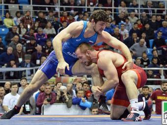 Dagestani wrestlers to perform at World wrestling championship in Iran ...