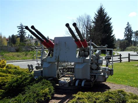 Four Bees: 40mm Bofors Anti-Aircraft Guns, USS Bremerton