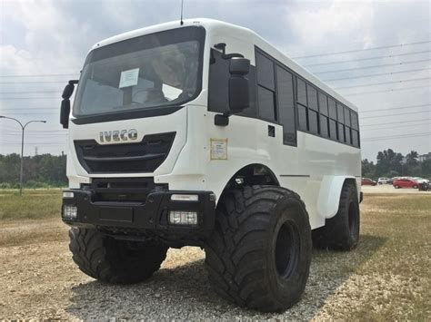 Bus 4x4 Iveco Trakker monster dune bus for Doha Bus in Qatar. | Armored ...