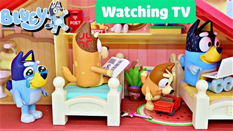 BLUEY Watching TV - Best Toy Learning Videos for Kids ! - YouTube