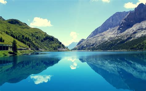 Mountain lake - wonderful nature landscape Wallpaper Download 5120x3200