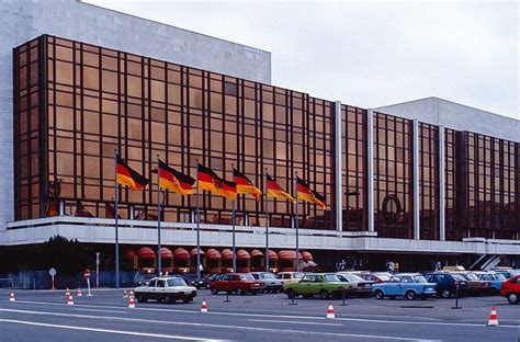 Palace of the Republic, Berlin - Wikipedia | East germany, Germany palaces, Germany