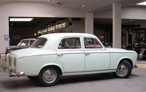 Peugeot 403 - Information and photos - MOMENTcar