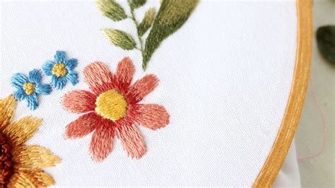 16 Popular Embroidery Stitches For Flowers - Crewel Ghoul