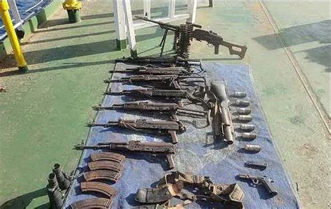 The Weapons Of Somali Pirates (24 pics)