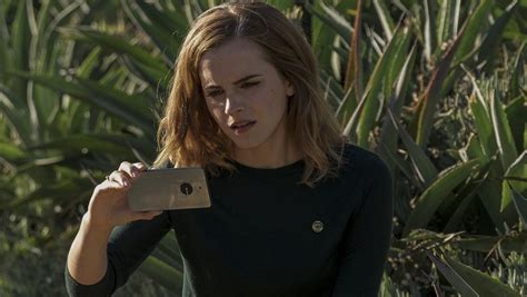 New picture of Emma Watson in 'The Circle' - Emma Watson Photo ...