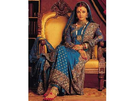 14 Years Of Devdas: 12 Top Lehengas & Sarees Of Maduri Dixit ...