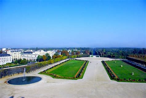 Gardens of Saint-Germain-en-Laye Castle - French Moments