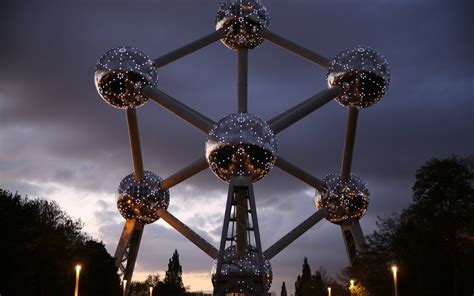 Atomium Wallpapers - Top Free Atomium Backgrounds - WallpaperAccess