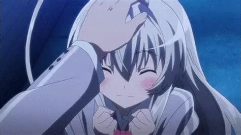 Pat Cute GIF - Pat Cute Anime - Discover & Share GIFs