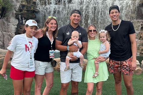 Randi Mahomes enjoys some time with her family in Las Vegas, including ...