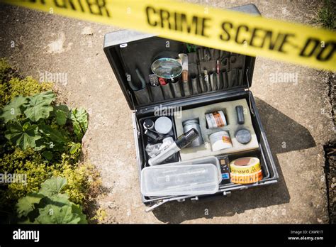 Forensic Equipment Crime Scene Stock Photos & Forensic Equipment Crime Scene Stock Images - Alamy