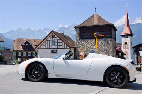 Switzerland’s first electric sports car revealed - SWI swissinfo.ch