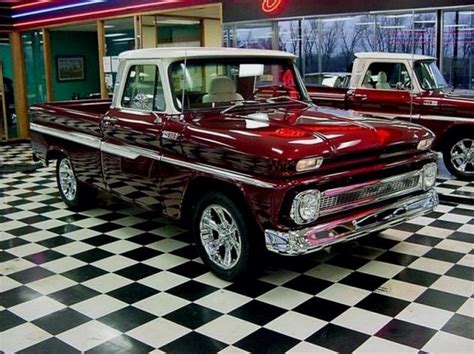 Afternoon Drive - Truck Yeah! (40 Photos) - Suburban Men in 2021 | Chevy trucks, Classic trucks ...