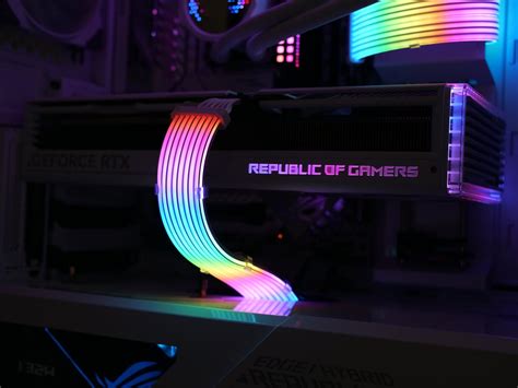 Lian Li Strimer Plus V2 12VHPWR RGB : r/pcmasterrace