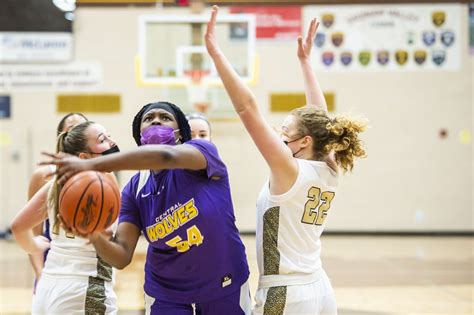 Bay City roundup: Another big game puts Central star on doorstep of ...