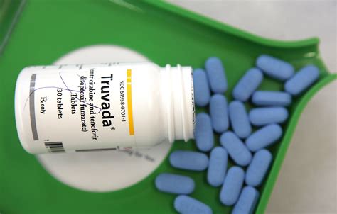 F.D.A. Panel Backs Preventive Use of H.I.V. Drug Truvada - The New York Times