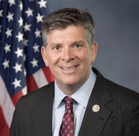 Here’s my Illinois Congressman, Darin LaHood. He sold out to the telecoms for $15,500. : r/illinois