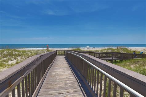 Fernandina Beach City Beaches - Fernandina Beach, FL | Pet Friendly Travel