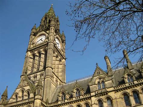 Manchester Architecture Tours - e-architect