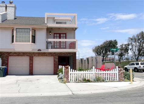 Beach House Oxnard | beach house vacation rent oxnard | Silver Strand ...