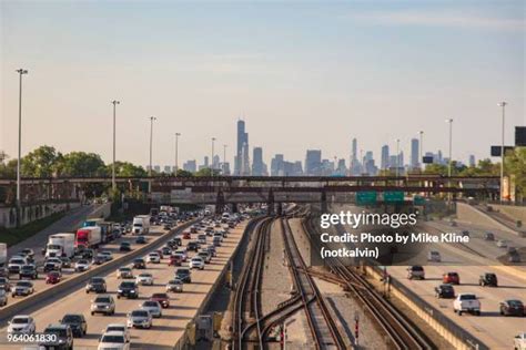 307 Chicago Expressway Traffic Stock Photos, High-Res Pictures, and Images - Getty Images