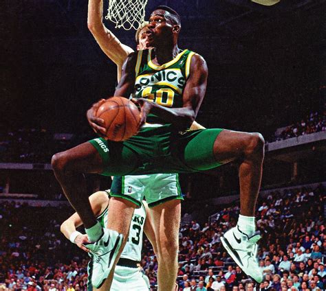 Shawn Kemp- 1992 | Nba legends, Basketball pictures, Basketball legends