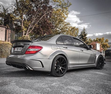 Vidéo : Mercedes C63 AMG W204 coupé, la config est magnifique