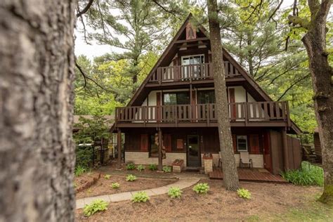 12 Best Cabin Rentals Near The Wisconsin Dells